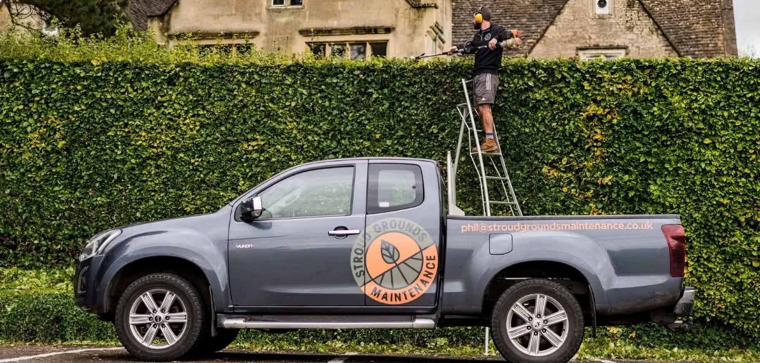 stroud grounds and garden mainternence services.jpg